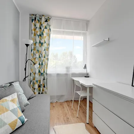 Rooms Pilotow 14B - 16C - Gdansk Zaspa Privatunterkunft *