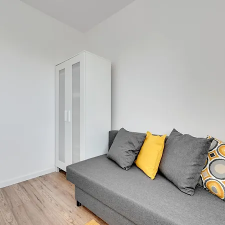 Rooms Pilotow 14B - 16C - Gdansk Zaspa Privatunterkunft *
